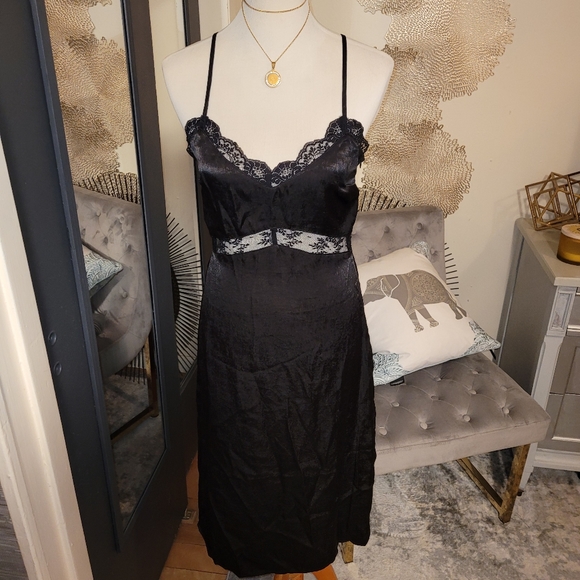 Black Stain Dress - Picture 1 of 3